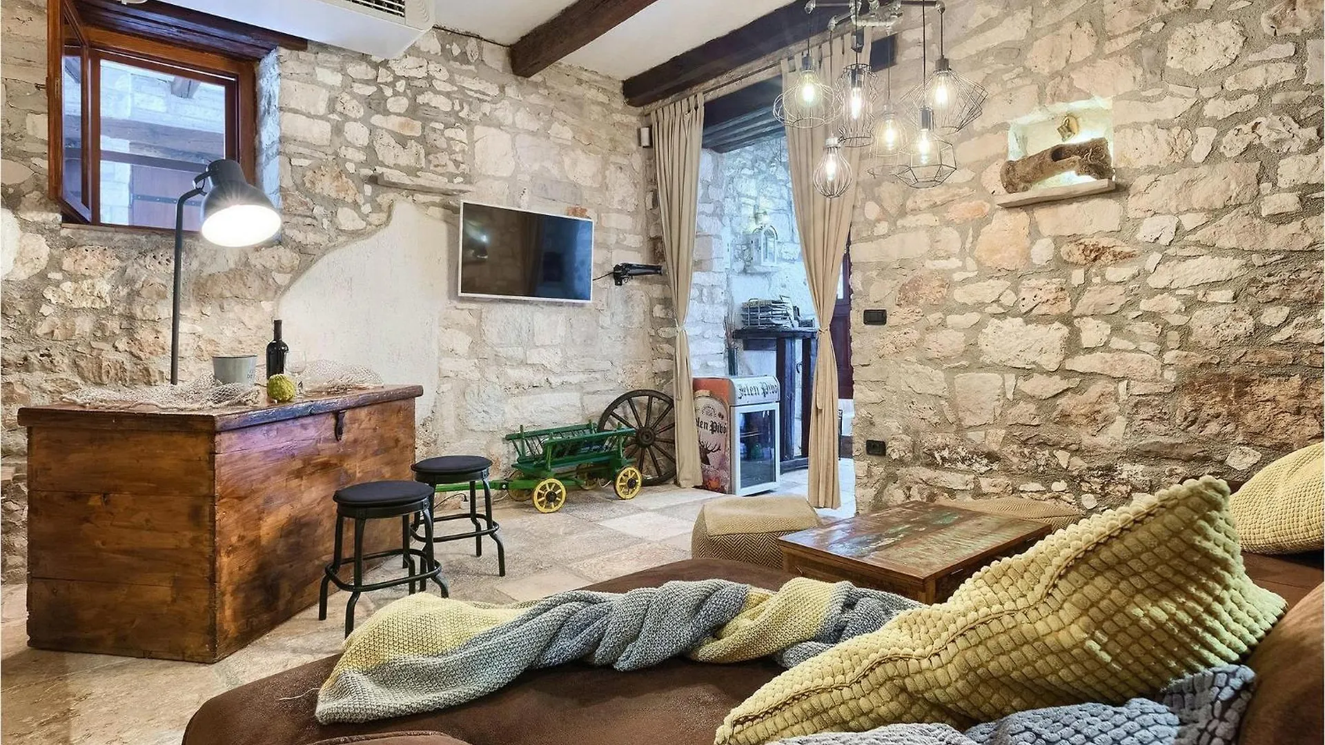 Casa Di Roccia Villa Marcana 0*,  Croatia