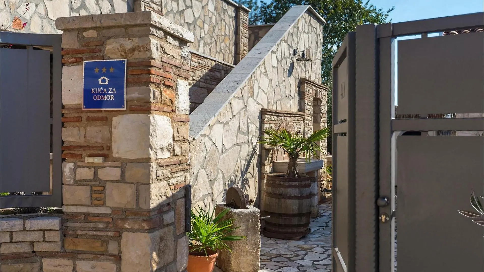 Holiday home Casa Di Roccia Villa Marcana